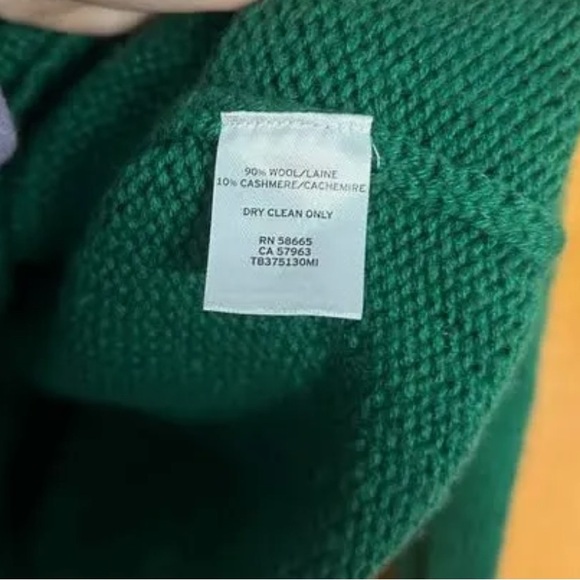 The Best Green Sweater by Treasure-and-bond-something-navy-crewneck-sweater - Picture 4 of 4